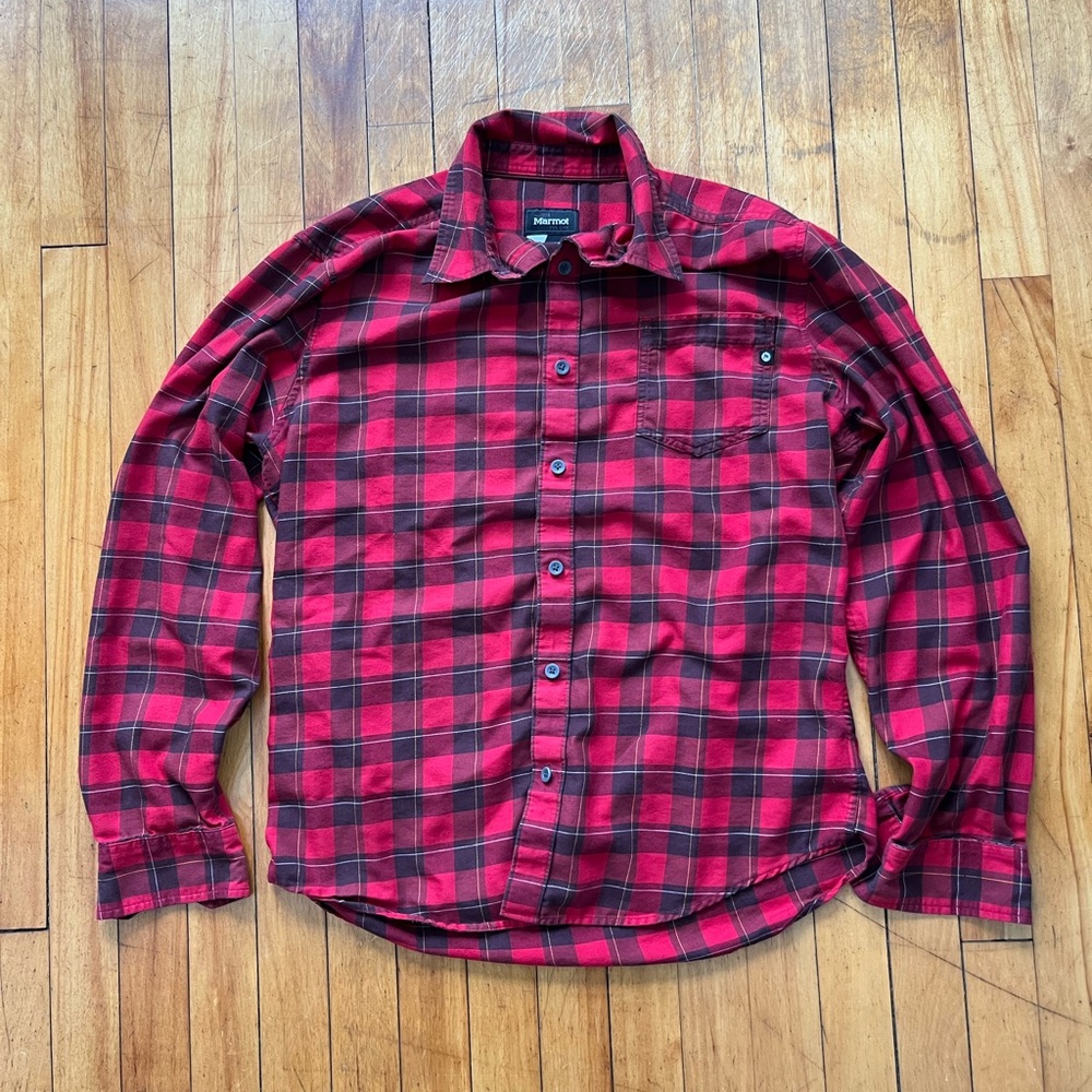 Marmot Red and Black Checkered Plaid Flannel Long Sleeve Button‎ Down Men’s M